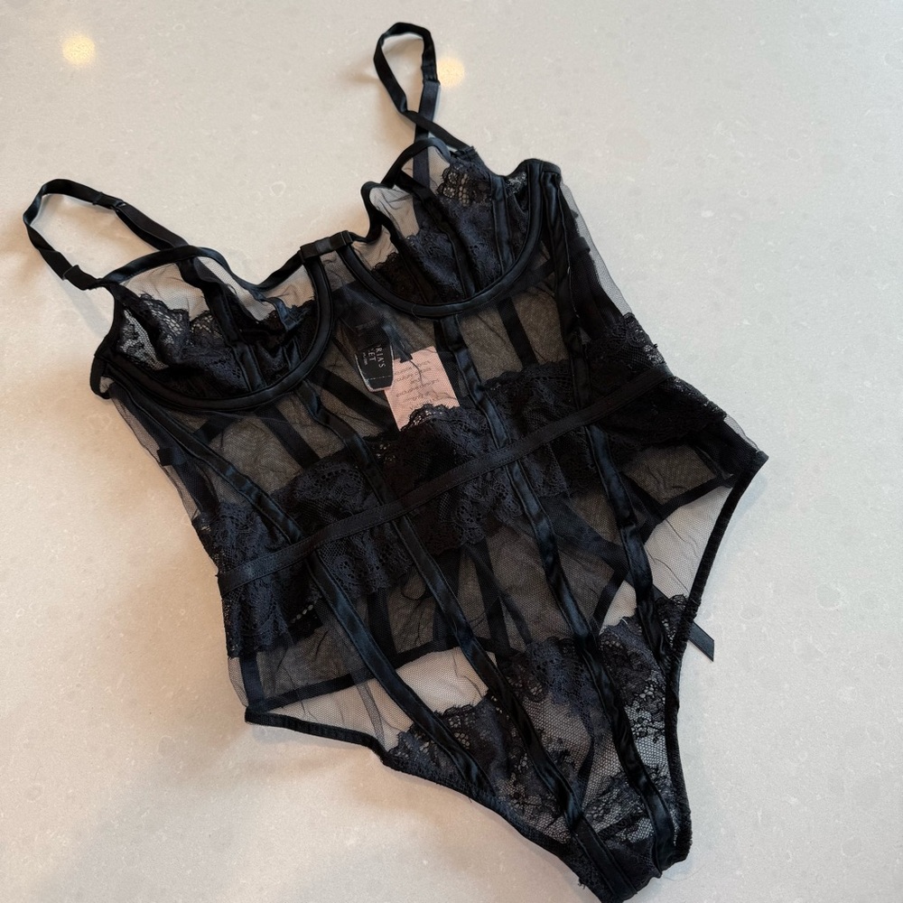 Victoria's Secret Designer Black Lace Sayin 34C Bodysuit